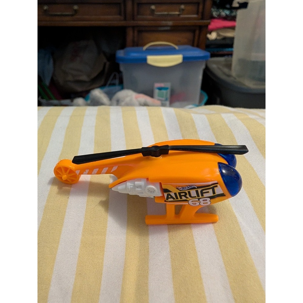 2014 Hot Wheels Killer Copter Helicopter Airlift 68 Diecast Orange Mattel